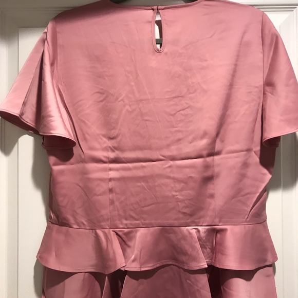 Lauren James Raven Ruffle Top NWT - Picture 4 of 4